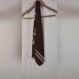 Vintage 1960 1970's brown rust cream striped Gentry beau brummel men's tie